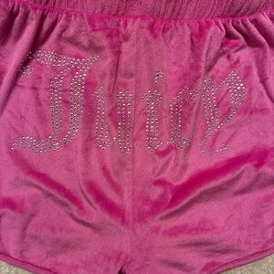 Pink Juicy Couture Velour Shorts size medium